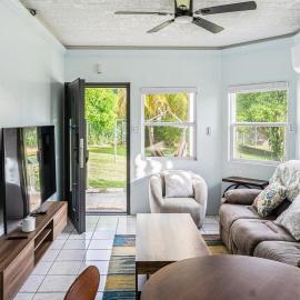 Garden Apartment, Hotel in Trinity