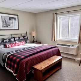 King Room with Loon Mountain & River Views, Indoor Pool