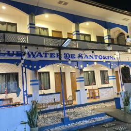 Blue Water De Santorini, hotel v destinácii Puerto Galera