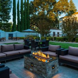 Courtyard Sacramento Airport Natomas