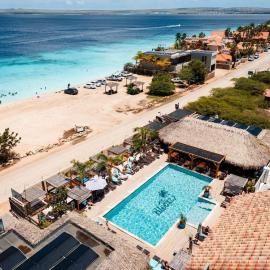 Bloozz resort Bonaire, hotel in Kralendijk