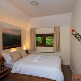 Lisine Lepo Mesto Guesthouse & Spa, khách sạn ở Strmosten