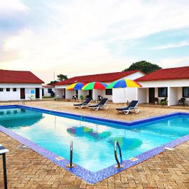 The Haven Sun N' Fun Hotel, hotel a Elephant Island