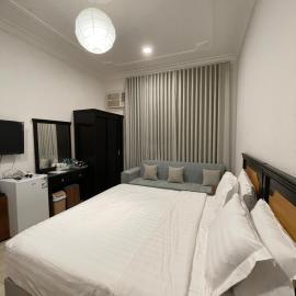 كيان الين للشقق المخدومة -البديع, hotel sa Abha