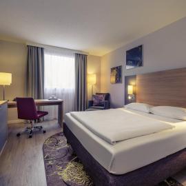 Fürther Hotel Mercure Nürnberg West, хотел в Фюрт