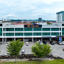 The Inn, хотел в Бинтулу