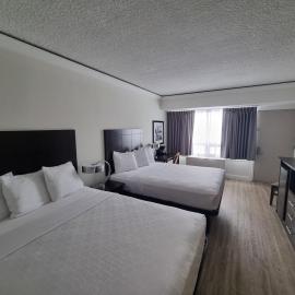 Travelodge by Wyndham Trois-Rivieres, מלון בטרואה-ריבייר