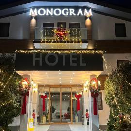 MV Monogram, hotel in Inđija