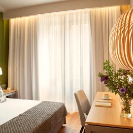 Zeus Essence Bucharest Central，位于布加勒斯特的酒店