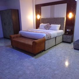 De Bay Lux Hotel & Suites, Lekki, Lagos, Hotel in Maiyegun