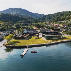 Hardangerfjord Hotel, hotel em Øystese