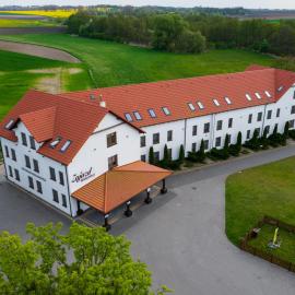 Zajazd w Biskupinie, hotel in Biskupin