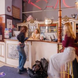 Three Little Pigs Hostel - Your Berlin Castle, hotel en Berlín