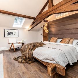 Halkyn में, होटल 6 STAR, Brand New, Stunning Luxury Suites in a Characterful Historic Manor, Blending Timeless Charm with Modern Style! Welcome to the Old School Manor, Halkyn!!