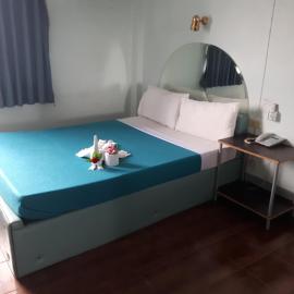 Anodard Hotel, ξενοδοχείο σε Nakhon Sawan