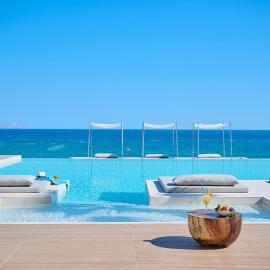 Oros Luxury Beach Resort, hotell i Georgioupolis