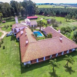 Pinos de la Quebrada, hotel en Quebrada de los Cuervos