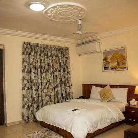 Selwilliam Hotel Limited, hotel in Trofwi