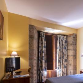 Hotel Aroi Bierzo Plaza, hotel di Ponferrada