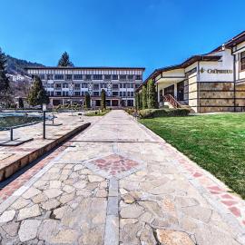 Спа Хотел Орфей, hotell i Devin