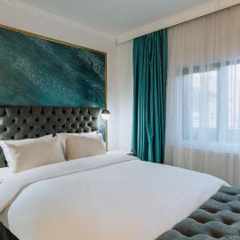 Viesnīca Suru Hotel & Restaurant pilsētā Bušteni