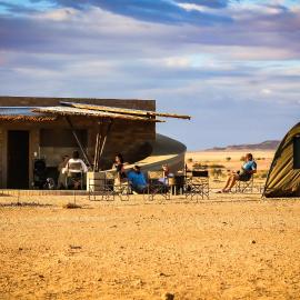 Sossus Oasis Campsite, хотел в Сесрием