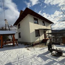 Sadyba Zavitaiko, hotel Jaremcsében
