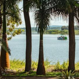 Eagle View Farm & Lake Retreat, hotell i Gashora