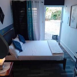 hôtel Oasis, hotel v mestu Mamoudzou