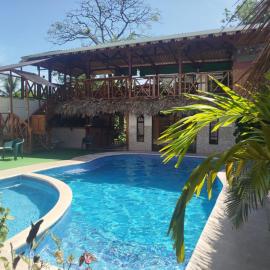 Liahs tortuguero, ξενοδοχείο σε Tortuguero