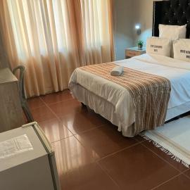 Punyu International Hotel, hotel Khomas Region városában