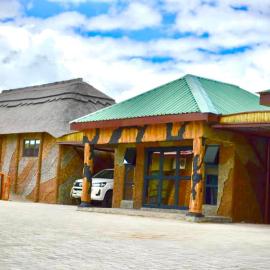 Makgadikgadi Riverview Inn, hotel v mestu Nata