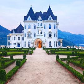CHATEAU LE MARARA by ROYAL RETREAT, hotel u gradu Kibuye