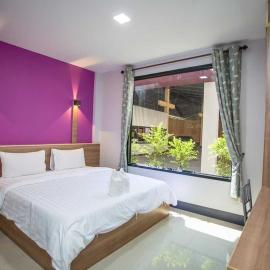Nakarin Hotel, ξενοδοχείο σε Amnat Charoen