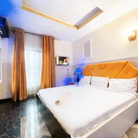 Bonny में, होटल Bluecrest Hotels Bonny