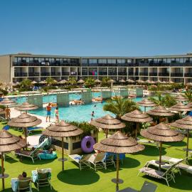 Resort Del Mar Emotion、プーラのホテル