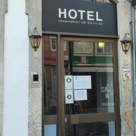 Porta 80 House, hotel en Braga