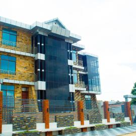 Ngenda Hotel and Apartments, hotel en Mbeya