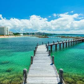 Sheraton Okinawa Sunmarina Resort, hotel em Onna