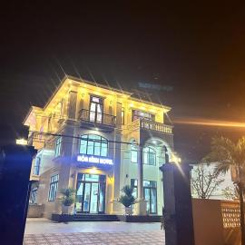 Hòa Bình Hotel, hotel v destinaci Thôn Nhan Biều (1)