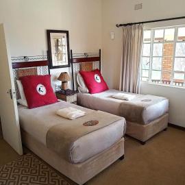 Woodlands Stop Over and Lodge, hotel in Francistown