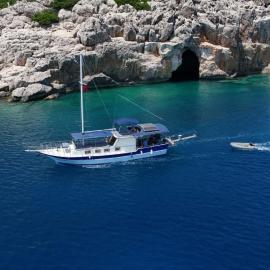 YourTourKey Gulet Accommodation, хотел в Güvercin Adası