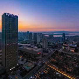 Pullman Yantai Center, hotel din Yantai