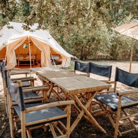Lodg'ing Nature Camp Dordogne, hotel en Lacave