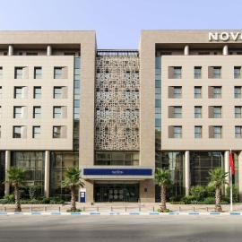 Novotel Tunis Lac, hotelli kohteessa Tunis