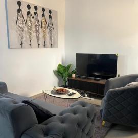 Bungo Home - Suite Chambre & salon à 2 min de la plage, viešbutis mieste Puant Nuaras