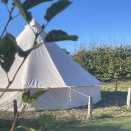 Stenbækgård - Farm Glamping, hotel en Højslev