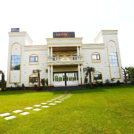 The Prem Royal Resort & Hotel, hotel en Dāūd Khān