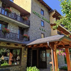 Hotel Saurat