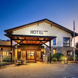 Wellness Hotel Happy Star, hotell i Hnanice